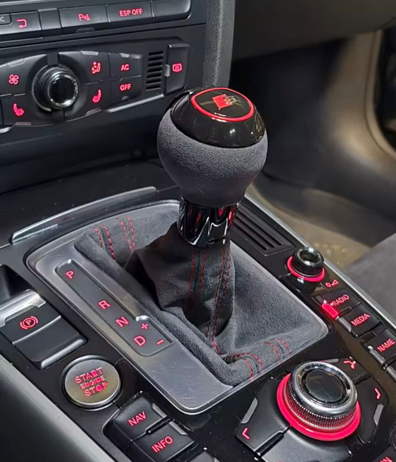 Pommeau Volkswagen,Audi Stronic/S3/RS Carbone,Aluminium,Alcantara,Cuir Personnalisé