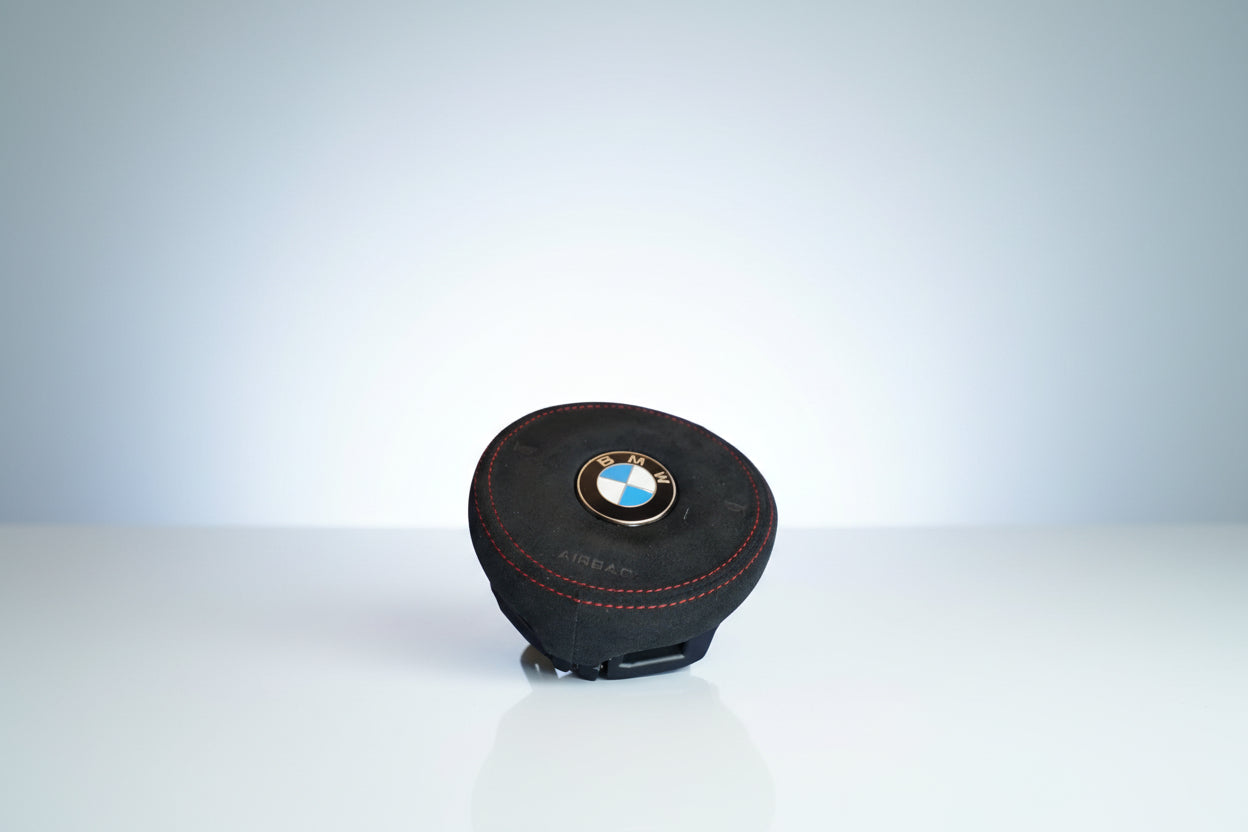 Cache airbag personnalisé BMW SERIE F80/F82/F10/F06/F12/F13/F15/F16 M SPORT